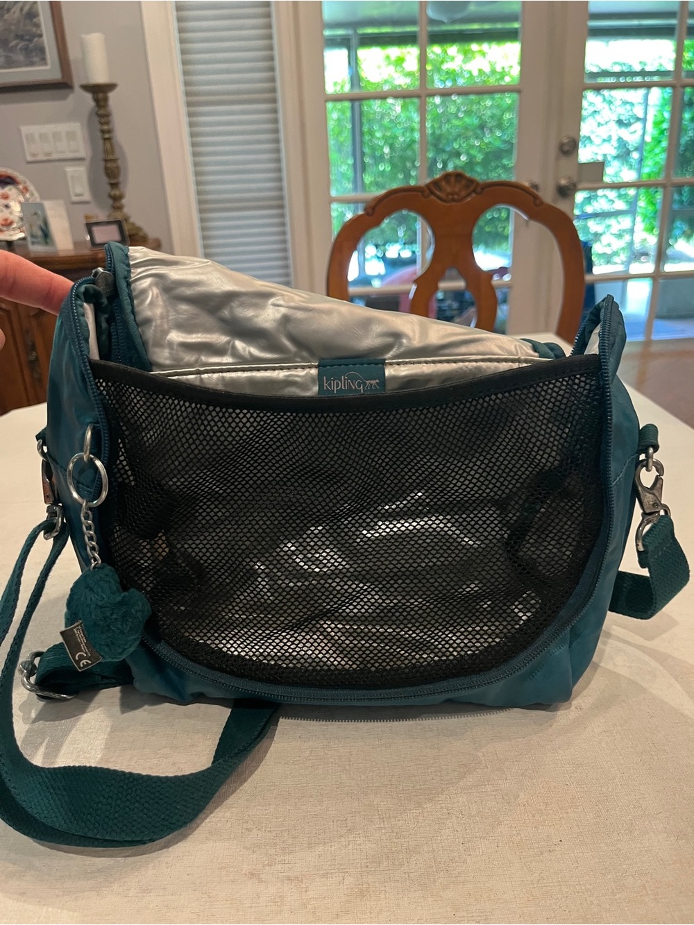 Vintage Kipling Teal Green Nylon insulated lunch box with Crossbody strap. GUC! - Picture 2 of 8